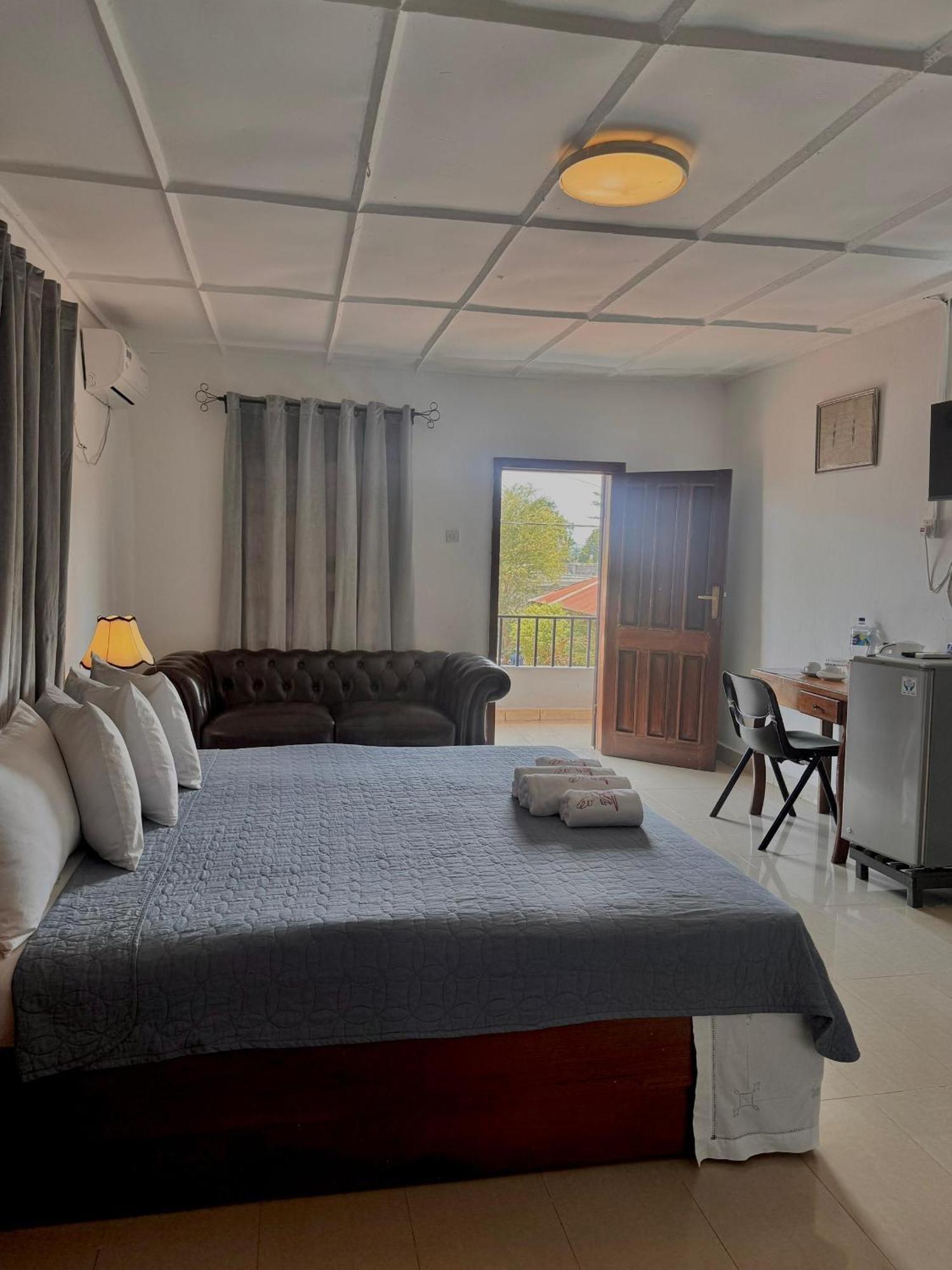 Paloma Guest House Kenema Ngoại thất bức ảnh
