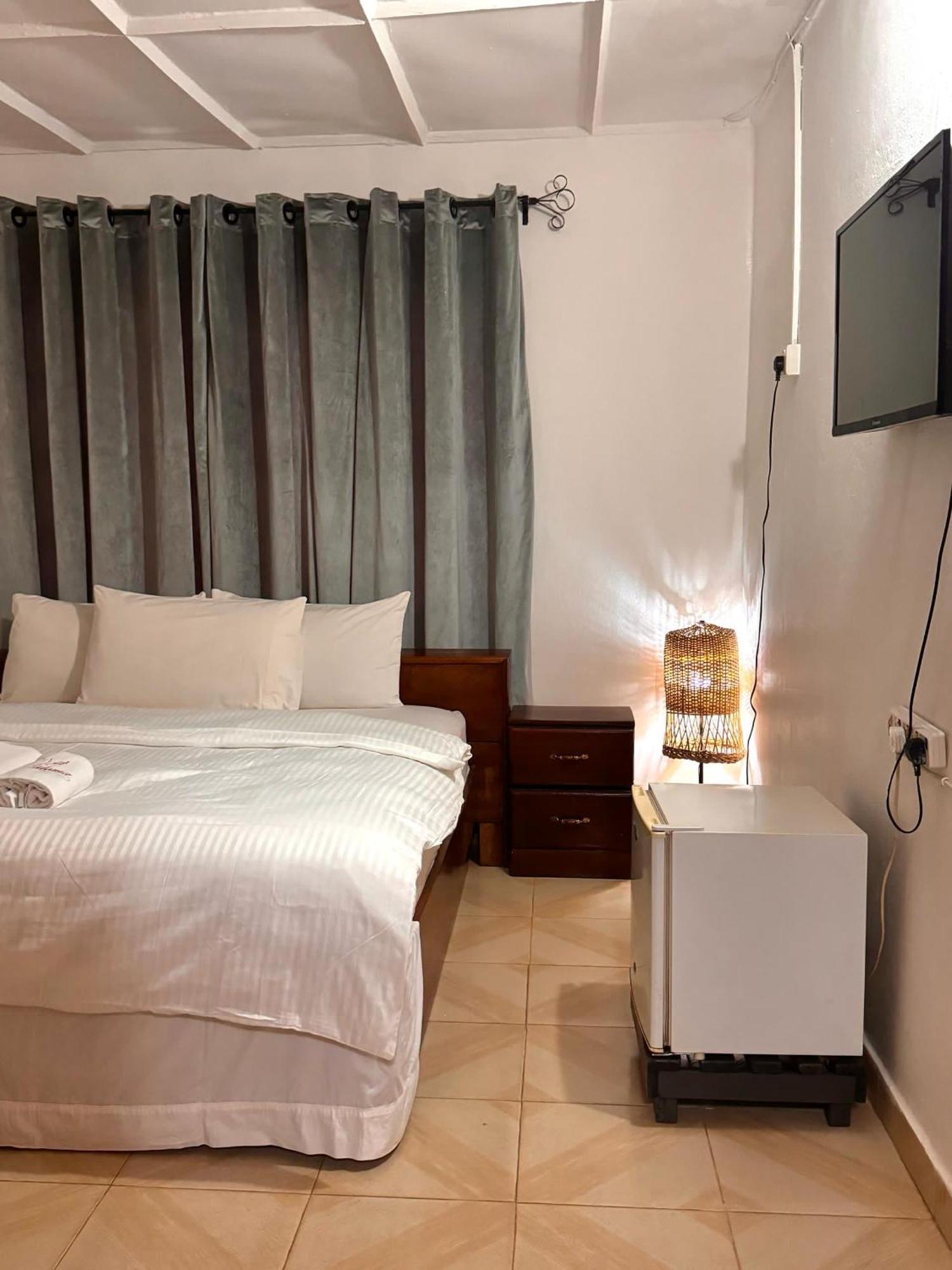 Paloma Guest House Kenema Ngoại thất bức ảnh
